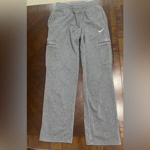 Nike small men’s grey sweatpants with cargo pockets